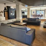 La De Bed & Breakfast Fleury (Aude)