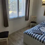 La De *