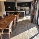 Bed & Breakfast La De Fleury (Aude)