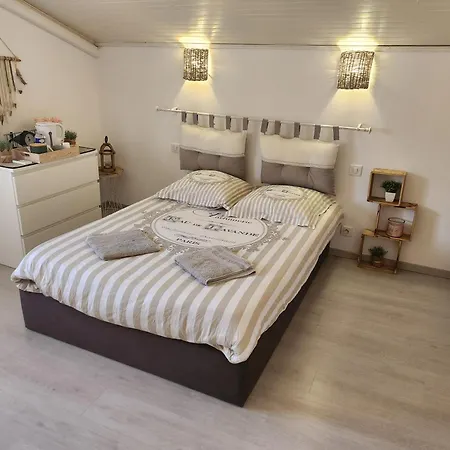 La De Fleury Bed & Breakfast