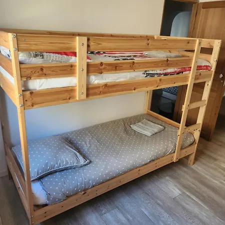 Bed & Breakfast La De Fleury *