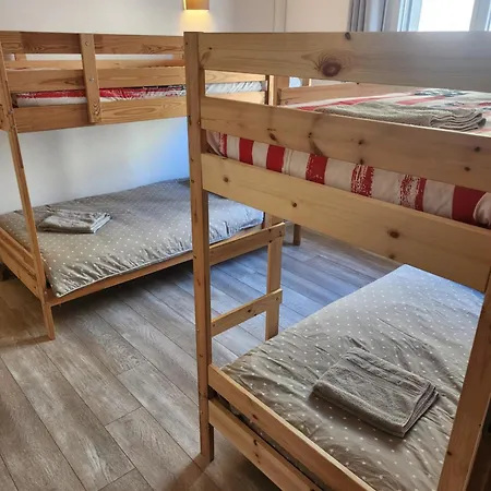 Bed & Breakfast La De *